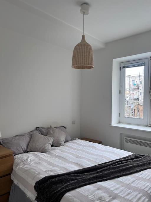Central , Bright And Modern Flat Up To 4 People Londres Exterior foto